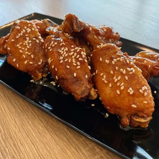 Ming’s Wings